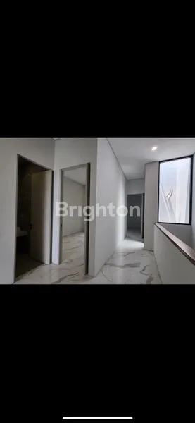 image RUMAH STRATEGIS RUNGKUT MAPAN, LT 94 LB 160, HADAP UTARA (5)