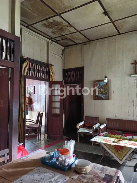 image RUMAH KAYU JATI KUNO DI GAJAH MUNGKUR SEMARANG SELATAN (7)