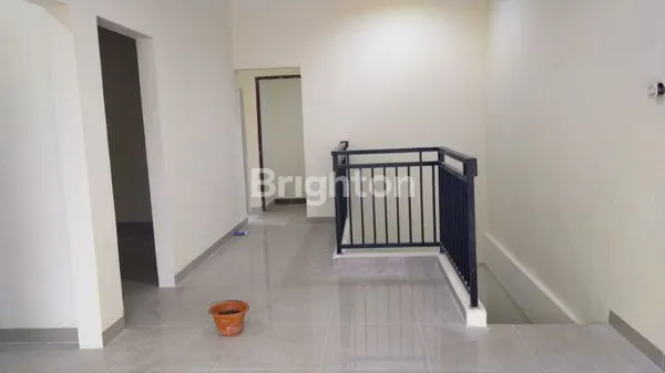 image RUMAH FULL RENOVASI SIAP HUNI PUNYA 2 DAPUR BISA BUAT USAHA (2)