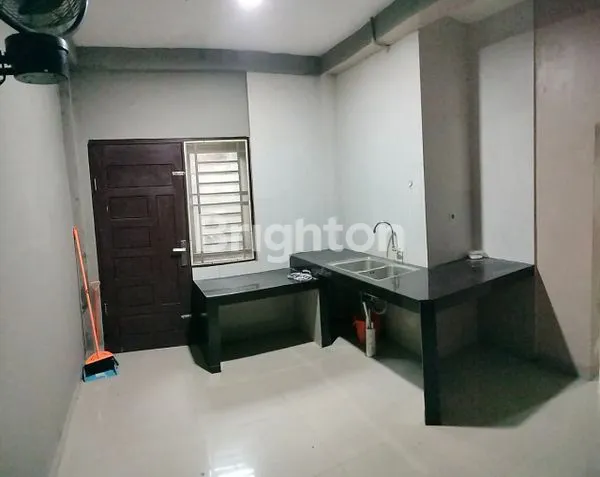 image RUMAH SIAP HUNI, 2 KT, DEKAT DENGAN FASILITAS UMUM (8)