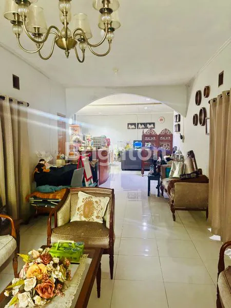 image RUMAH STRATEGIS DI JALAN CILEDUG RAYA – COCOK USAHA & HUNIAN (1)