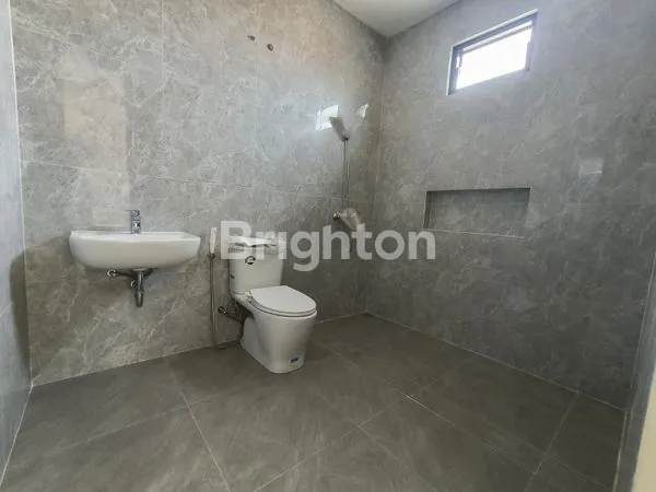 image HUNIAN ASRI DI SURABAYA, 250M² LB, SIAP HUNI (4)