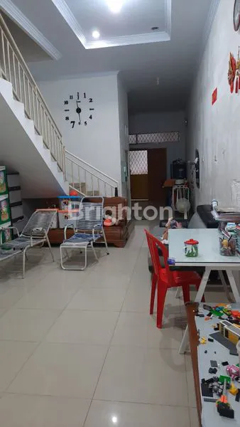 image RUMAH 2 3/4 LANTAI DI PADEMANGAN BARAT (3)