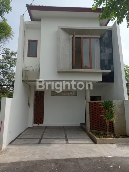 image DIJUAL RUMAH DENPASAR UTARA MINIMALIS 2 LANTAI  (1)