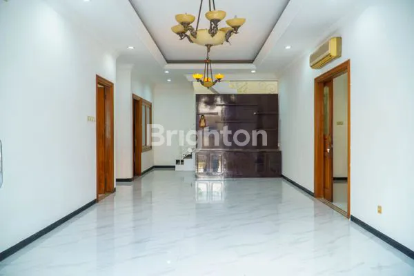 image RUMAH EKSKLUSIF DUREN SAWIT, 220M² LB, SHM, SIAP HUNI (3)