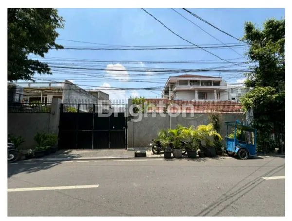image DIJUAL MURAH! RUMAH MEWAH BESAR – JAKARTA PUSAT (1)