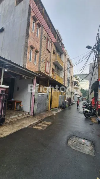 image KOS STRATEGIS 38 KAMAR, DEKAT BUNDARAN HI (2)