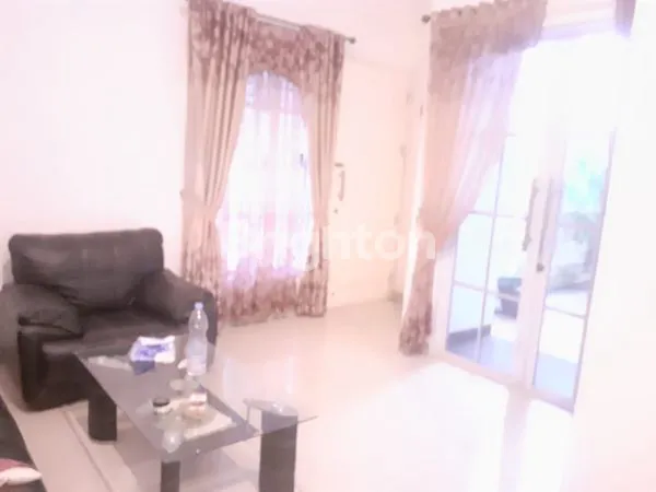 image DIJUAL RUMAH MEWAH & LUAS DI JALAN RAMBUTAN (3)