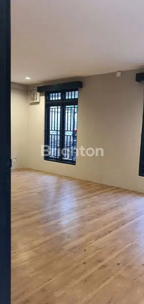 image JUAL RUMAH 2 LANTAI STYLE MODERN SIDAKARYA DENPASAR  (8)