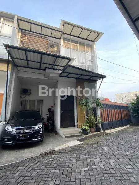 image RUMAH MODEREN TOWNHOUSE CINERE, SHM. (1)