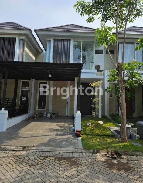 image [A5182] NORTHWEST CITRALAND SURABAYA RUMAH MINIMALIS SIAP HUNI ONE GATE, FASILITAS LENGKAP, CLUBHOUSE, SEKOLAH,NSUPERMARKET, DEKAT BENOWO, GRAND PAKUWON, GRAHA NATURA (1)