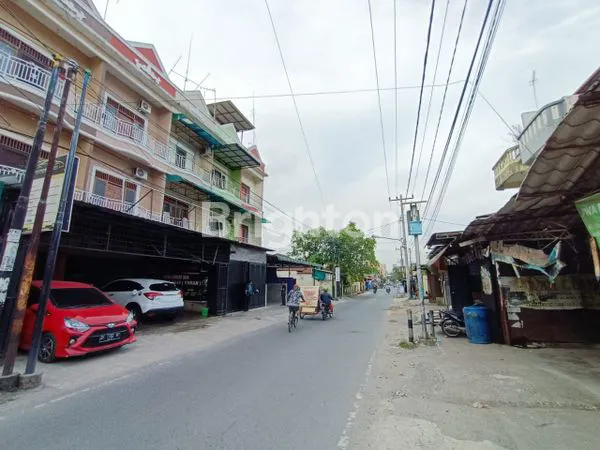 image RUKO 3½ LANTAI SIAP HUNI DI MEDAN AREA SELATAN (7)