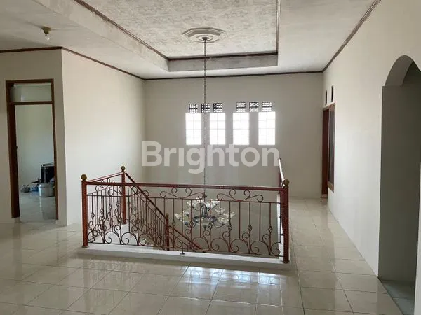 image RUMAH STRATEGIS PADASUKA RAYA – HUNIAN SEKALIGUS TEMPAT USAHA, LANGKA! (3)