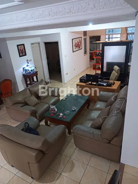 image DIJUAL RUMAH MEWAH SEMIFURNISHED 2 LANTAI – GRIYA LOKA BSD SEKTOR 1.3 (2)