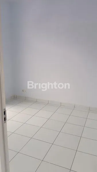 image RUMAH 2 LT RAPI SIAP HUNI DI GADING SERPONG TANGERANG (6)