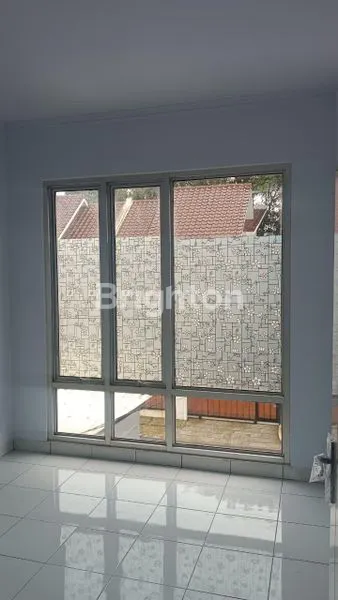 image RUMAH 2 LT RAPI SIAP HUNI DI GADING SERPONG TANGERANG (7)