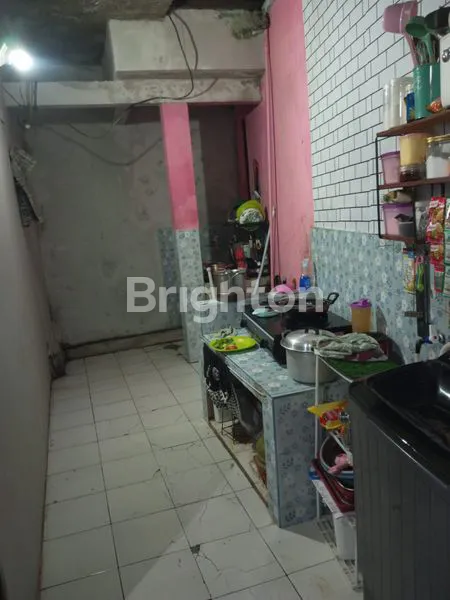 image RUMAH BESAR 4 KT / 2 KM DUA LANTAI! MUAT 1 MOBIL + 3 MOTOR – COCOK UNTUK KELUARGA BESAR (7)