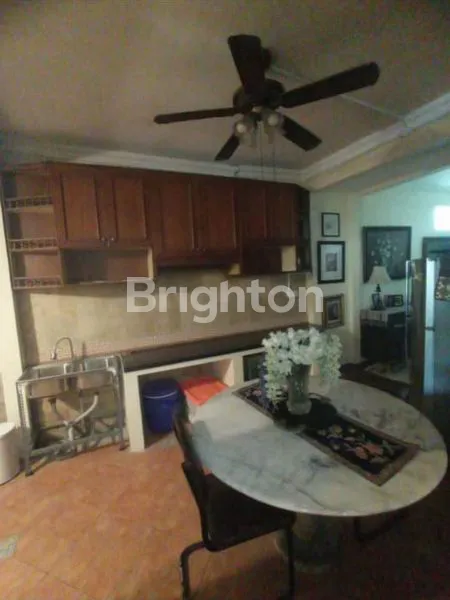 image RUMAH NYAMAN DAN BESAR DI KELAPA GADING  (6)