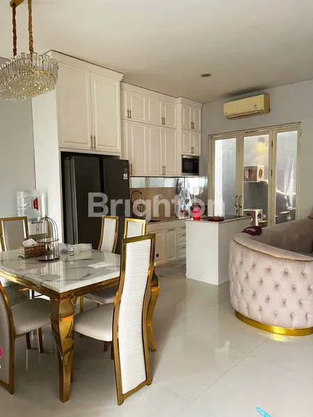 image RUMAH MEWAH LT 96 LB 140 DI KAHURIPAN NIRWANA SIDOARJO (5)