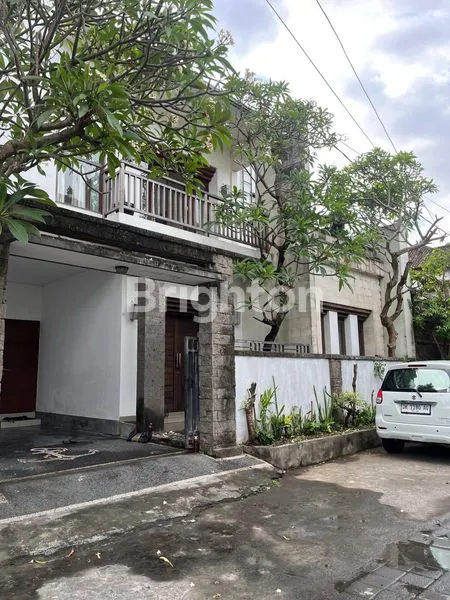 image HUNIAN STRATEGIS 3 KT DEKAT PLAZA RENON, FULLY FURNISHED (1)