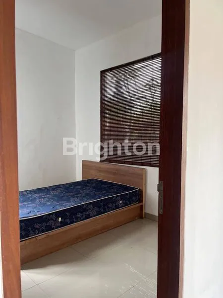image HUNIAN STRATEGIS 3 KT DEKAT PLAZA RENON, FULLY FURNISHED (7)