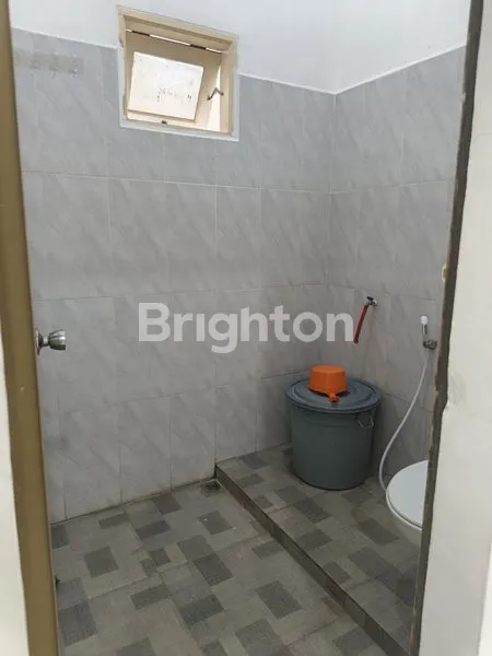 image DIJUAL CEPAT RUMAH HUNI DALAM KOMPLEK (BEKAS KANTOR) (6)