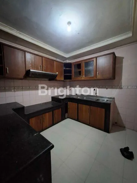 image SEMI FURNISHED, LOKASI NYAMAN UNTUK TINGGAL (6)