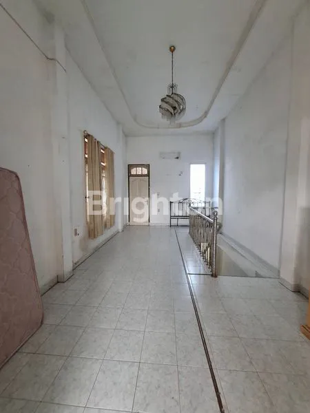 image SEMI FURNISHED, LOKASI NYAMAN UNTUK TINGGAL (4)