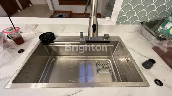 image DI JUAL RUMAH MODERN 2 LANTAI AREA DENPASAR BARAT (4)