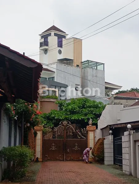 image DIJUAL RUMAH ASRI DAN JUGA NGANTONG DI SEMARANG (1)