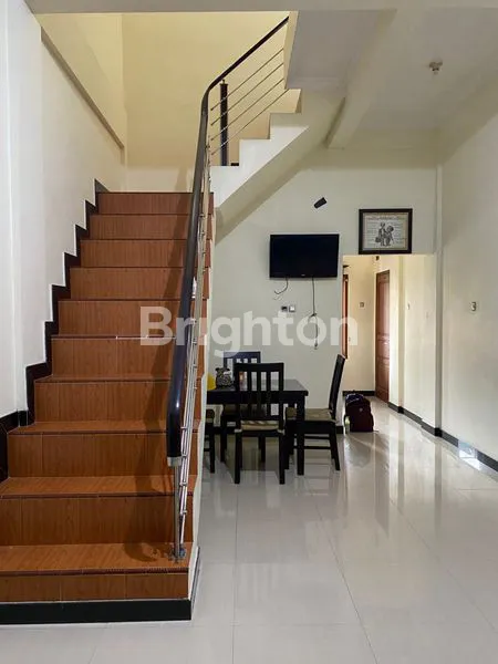 image RUMAH 2 LANTAI DI DARMO, LT 94M², 3 KT (6)