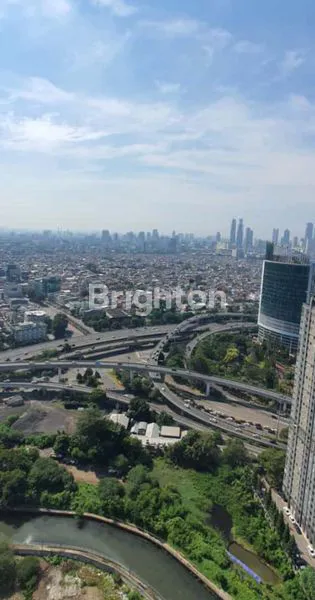 image UNIT STRATEGIS DI TAMAN ANGGREK, SIAP HUNI (1)