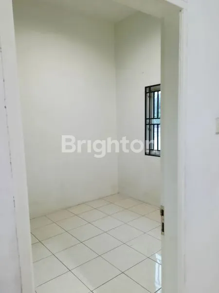 image SEWA RUMAH VILA KOMPLEK ROYAL PLATINUM JLN JAMIN GINTING  (6)