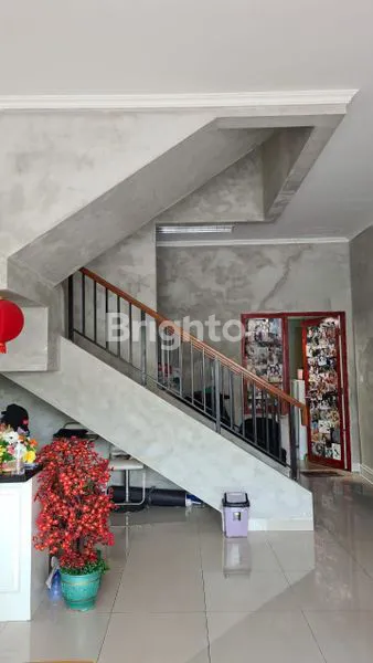 image RUKO MODERN 2 LANTAI DI JANTUNG BISNIS SOUTH GOLDFINCH SERPONG (2)