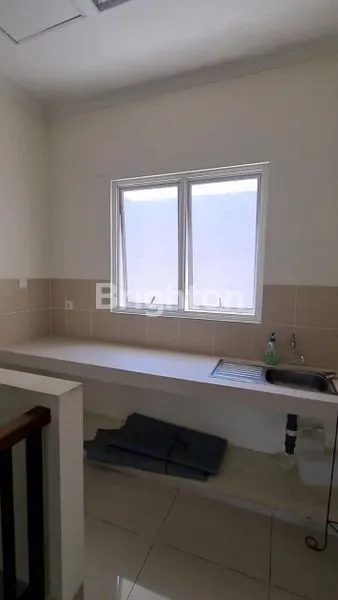 image RUKO MODERN 2 LANTAI DI JANTUNG BISNIS SOUTH GOLDFINCH SERPONG (6)