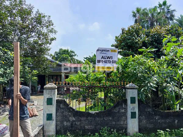 image  DI JUAL TANAH BESERTA 3 RUMAH (2)