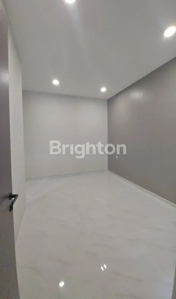 image RUMAH BARU 2 LT BARUK RUNGKUT SURABAYA DENAH LEGA (NO SEMPIT²) (2)