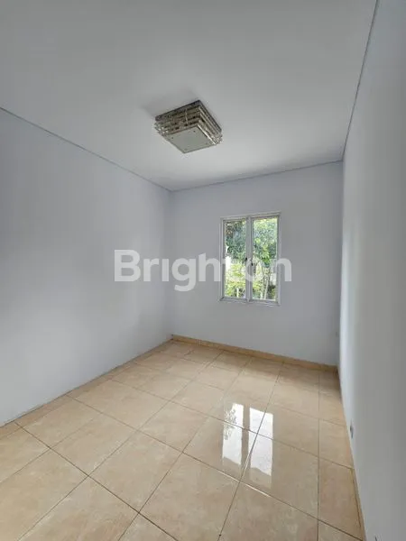image RUMAH 4KT SIAP HUNI DI CLUSTER HYLAND BSD (5)