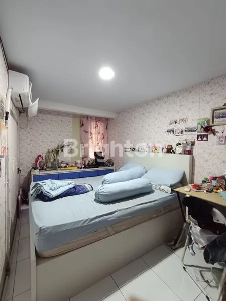 image MURAH JUAL CEPAT !! RUMAH 2 LANTAI LEBAR 6 DI PADEMANGAN TIMUR (3)