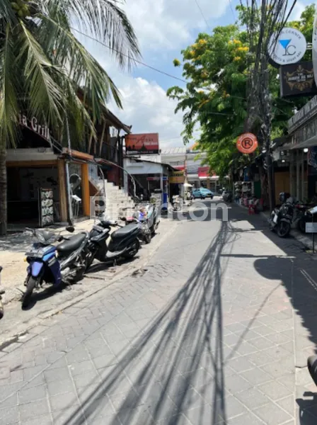 image EKS RESTORAN  GRILL LEGIAN – LOKASI STRATEGIS, SIAP HUNI & LUAS DI LEGIAN KUTA (3)