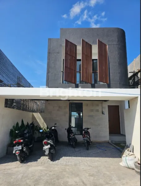 image DISEWAKAN VILLA EKSKLUSIF FULL FURNISHED 2 KT – LOKASI TENANG, FASILITAS MEWAH (1)