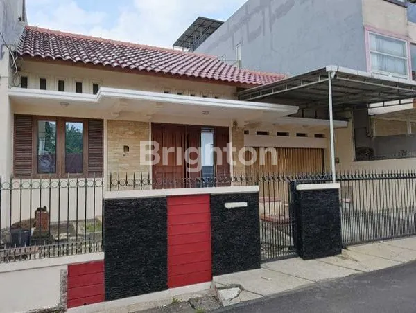 image RUMAH TENGAH KOTA SIAP HUNI IDEAL UNTUK TINGGAL DAN KOS KOSAN  (1)