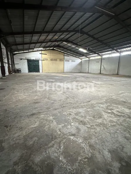 image GUDANG LUAS 1500M², LOKASI STRATEGIS BANDENGAN (2)