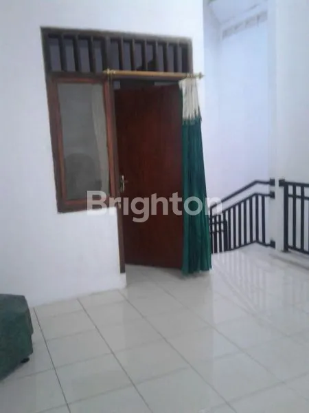 image RUMAH STRATEGIS RUNGKUT, LT 135M² 4KT 2KM (6)