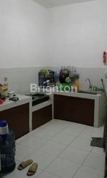 image RUMAH STRATEGIS RUNGKUT, LT 135M² 4KT 2KM (4)