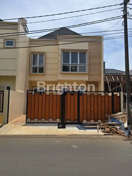 image RUMAH SIAP HUNI SEKTOR 7 GADING SERPONG TANGERANG (1)
