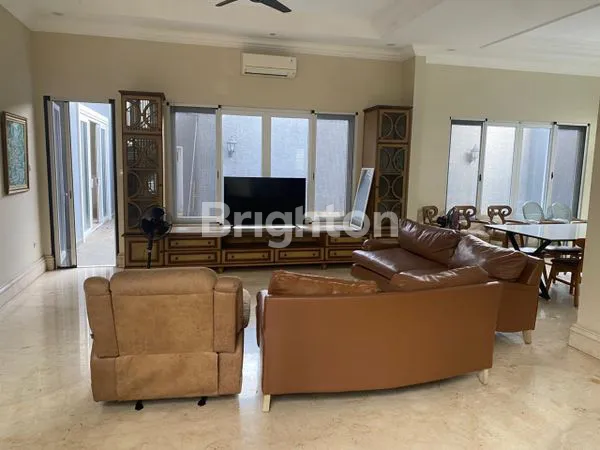 image RUMAH DI SEWAKAN SIAP HUNI LIPPO KARAWACI TANGERANG (3)