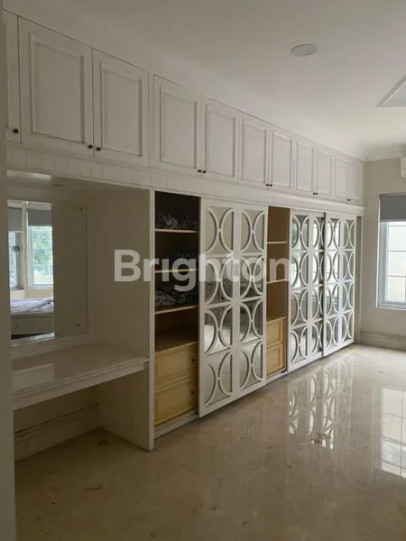 image RUMAH DI SEWAKAN SIAP HUNI LIPPO KARAWACI TANGERANG (6)