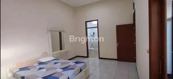 image RUMAH SIAP PAKAI DI GAJAHMUNGKUR. SEMI FURNISHED (4)