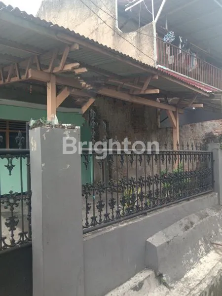 image RUMAH LUAS: 170M² PALMERAH KEMANGGISAN JAKARTA BARAT (1)